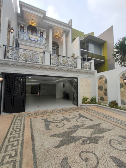 Dijual Rumah baru Fresh Pinggir Jalan sangat strategis