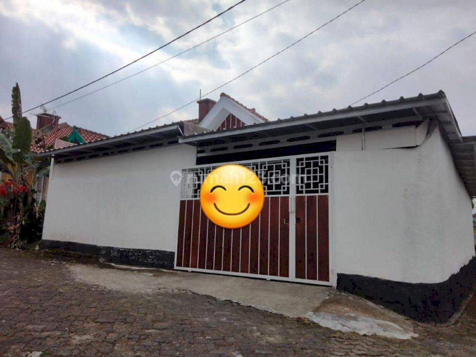 Di jual vila d bukit cipendawa cipanas