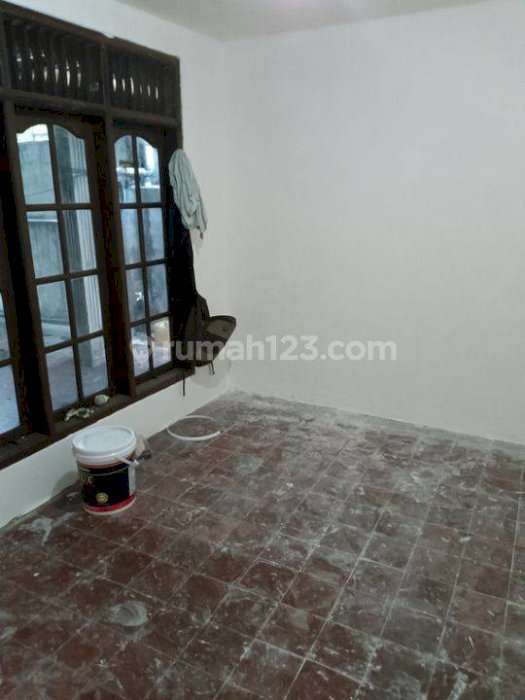 Rumah Tua Bisa Untuk Usaha Atau Kos2an