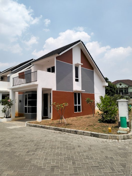 Cluster Kristal mewah tapi terjangkau 2 lantai Karawaci