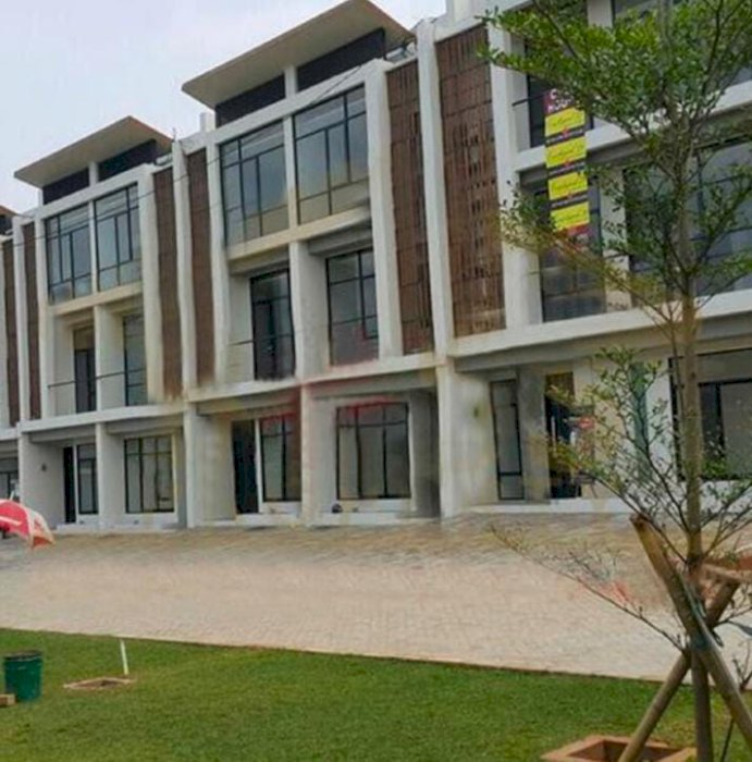 Dijual Rumah Mewah Courtyard 39 Kedoya Selatan-Jakarta Barat.