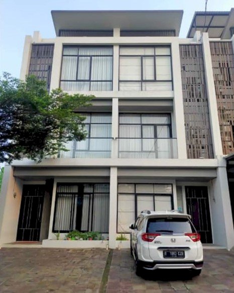 Dijual Rumah Mewah Courtyard 39 Kedoya Selatan-Jakarta Barat