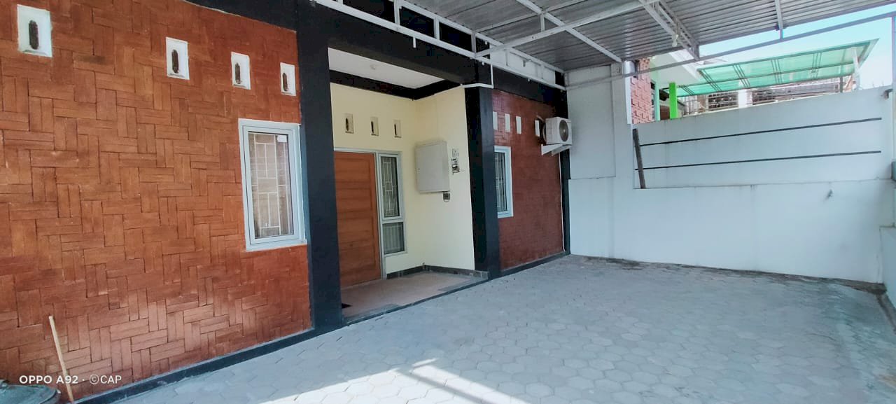 URGENT B.U Jual Rugi Dijual Murah Kost Eksklusif