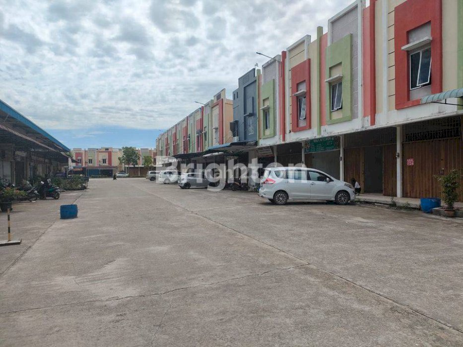 2 UNIT RUKO 2 TINGKAT CIPTLAND ANGGREK