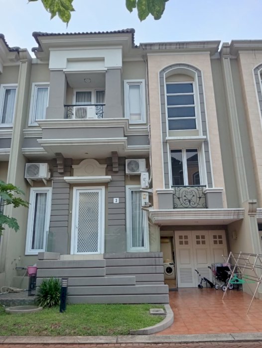 Rumah di cluster samara gading serpong
