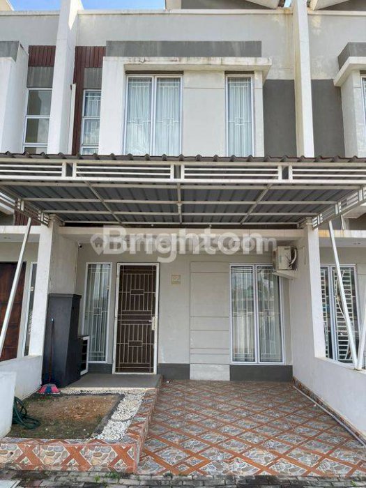 RUMAH CANTIK DE DIAMOND RESIDENCE 2 LANTAI SIAP HUNI