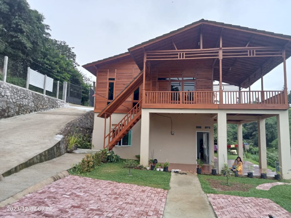 Di jual vila desa cipayung