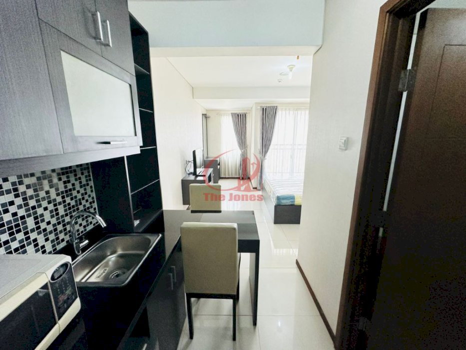 Sewa Apartment Thamrin Executive Residence - Type Studio Full Furnish
