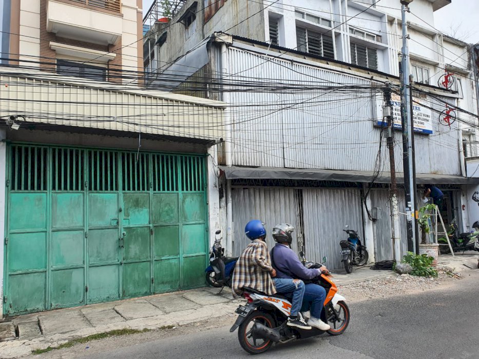 DIJUAL CEPAT TANAH DAN BANGUNAN   DI PUSAT KOTA JAKARTA