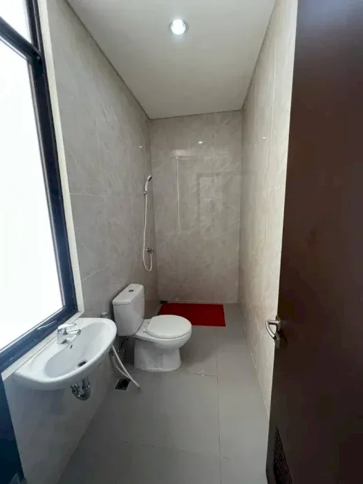 DSE 012 Di Sewakan Rumah Cluster Enchanta Lavon 1 Tangerang Banten