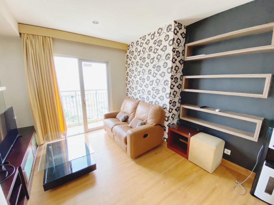 Sewa Apartemen Cosmo Mansion - 3 + 1 BR Fully Furnished