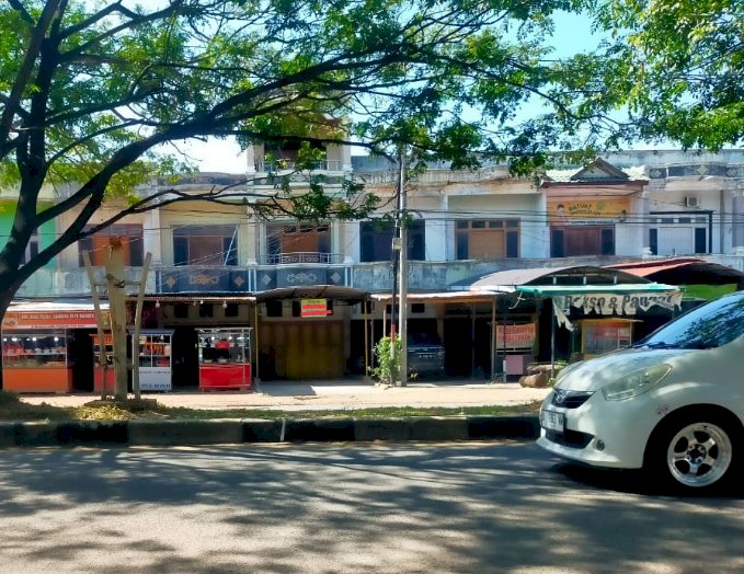 Toko dijual 2 pintu jln Sukarno Hatta