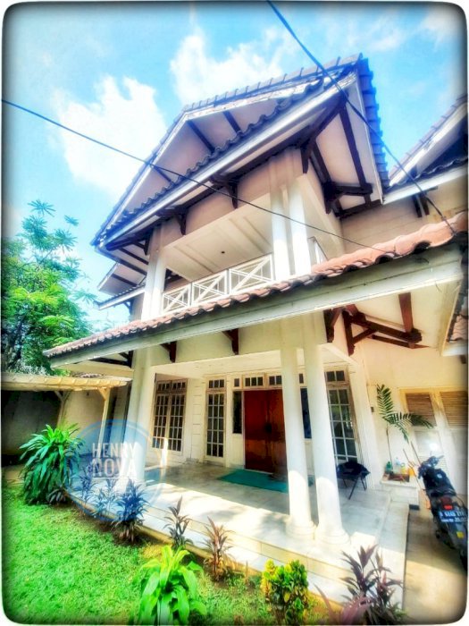 Dijual Rumah Kemang Arco Area