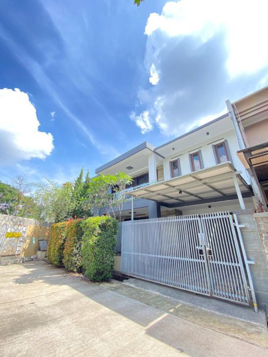 Rumah Murah Komplek margahayu