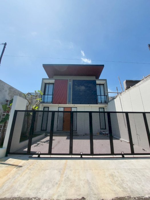 RUMAH MEWAH FULL FURNISH DI PURWOMARTANI SLEMAN