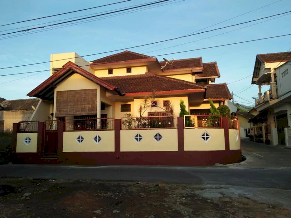 DIJUAL VILLA PRIBADI DI BATU MALANG