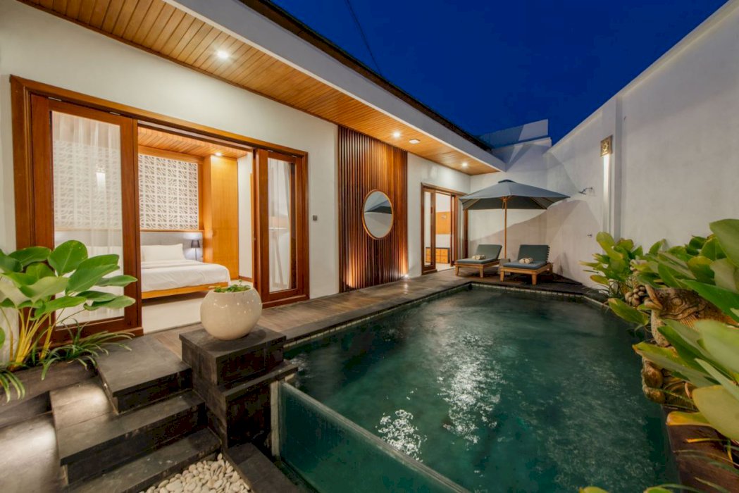 VILLA CANGGU KAYU TULANG BADUNG BALI