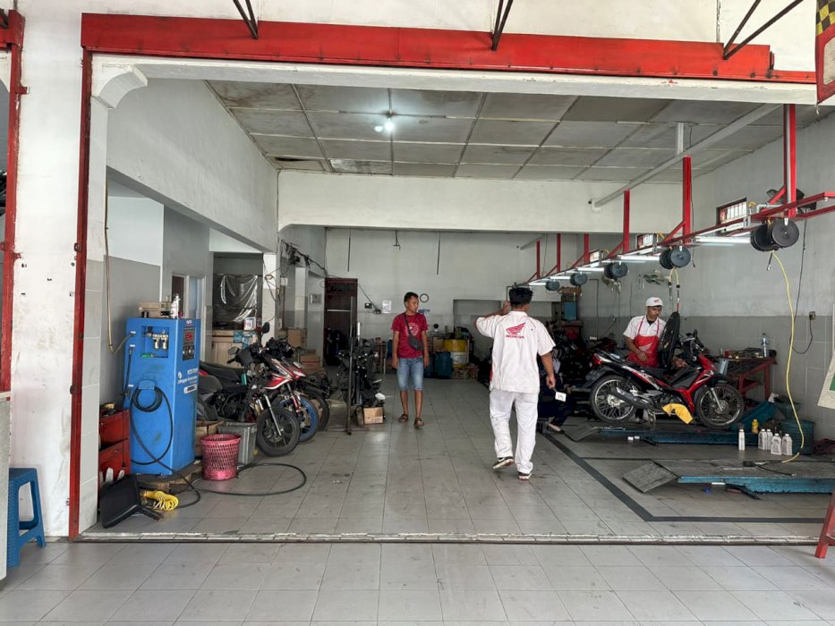 DI JUAL BENGKEL AHASS 693 DI PALIYAN GUNUNG KIDUL