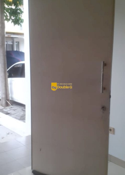 Disewakan Rumah 2 lantai Green lake city