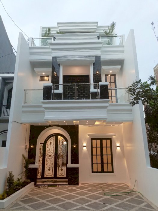 Dijual Rumah American Clasic Di Jagakarsa