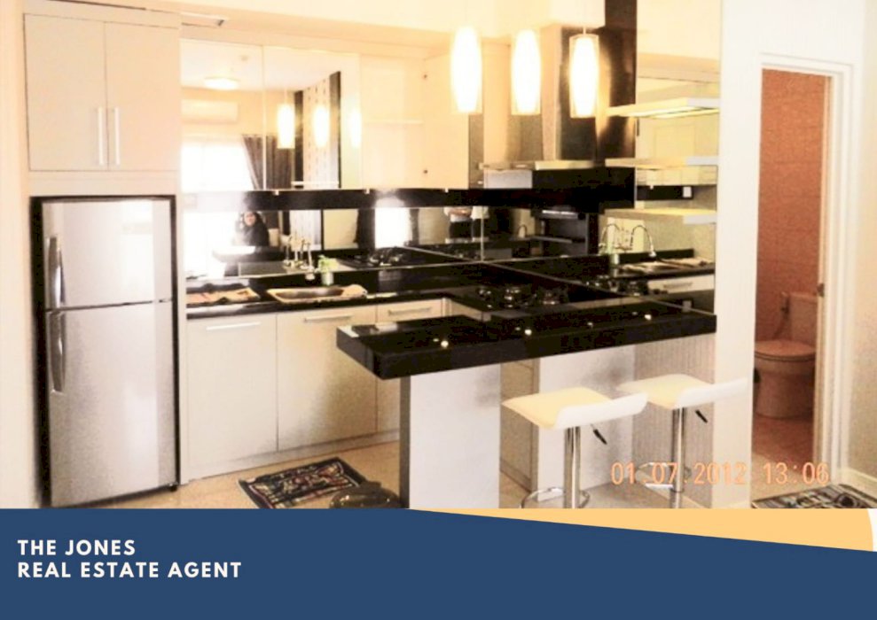 Dijual Cosmo Terrace Apartment 2 BR Fully Furnished Strategic Unit