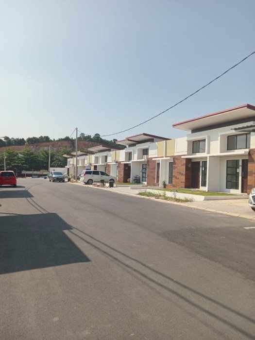 Central Laguna Hills tembesi