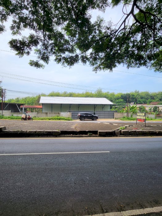 Dijual Tanah di pinggir Pantura ada Gudang Baru 600 mtr