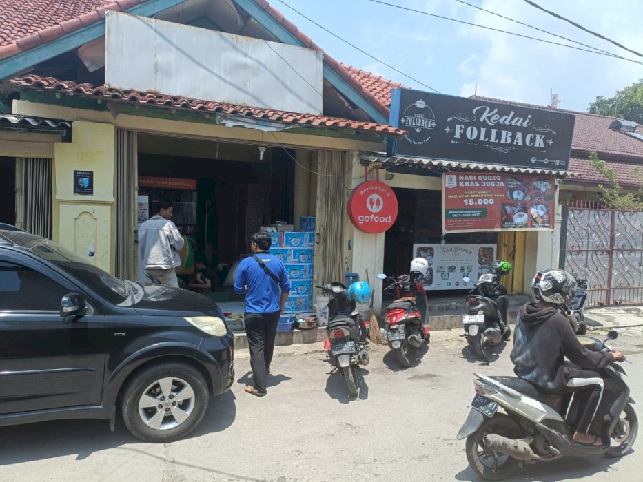 DI JUAL RUMAH + TOKO DI JALAN PRAMUKA NO 1 CIREBON