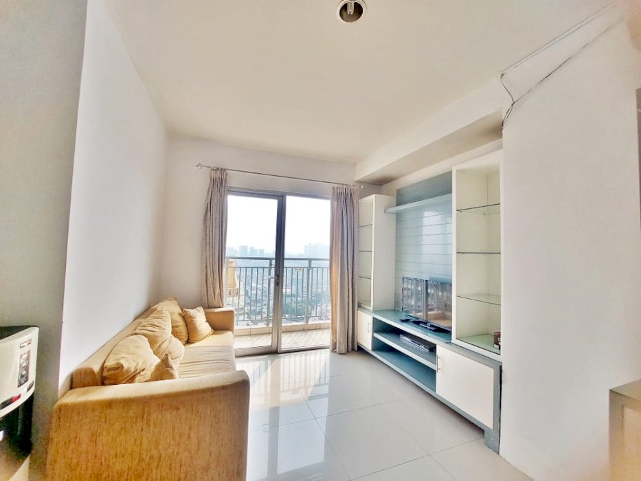 Sewa Apartemen Cosmo Mansion (Jakarta Residence) 2 BR Fully Furnish
