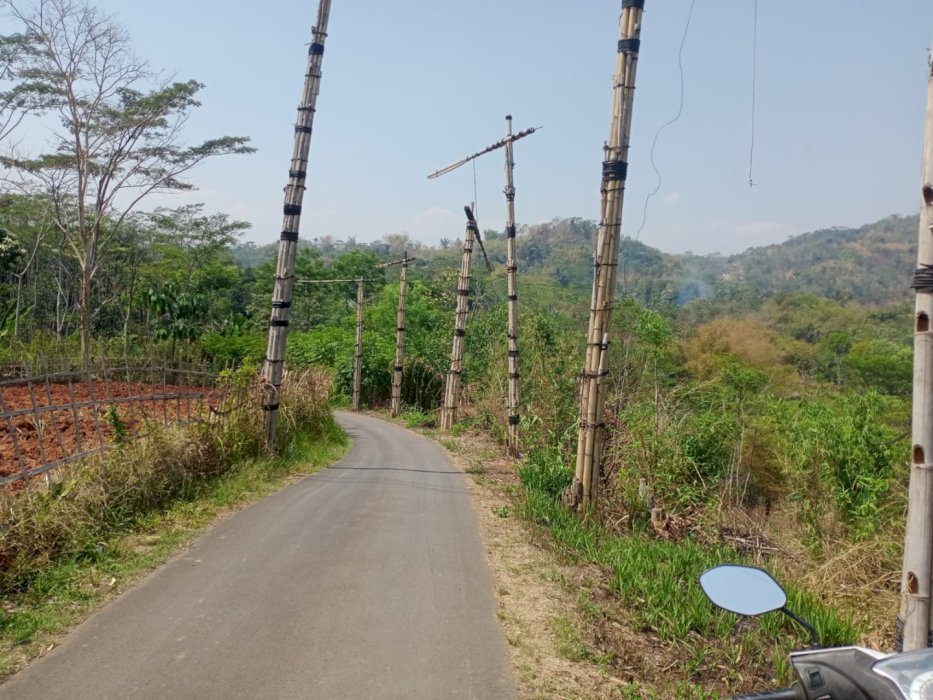 /jual tanah strategis   dekat jln propinsi250 m