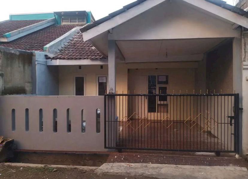 DIJUAL RUMAH LOKASI STRATEGIS BANDUNG BARAT