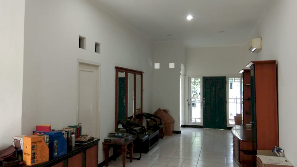 Dijual Rumah siap huni di serpong, tanggerang selatan