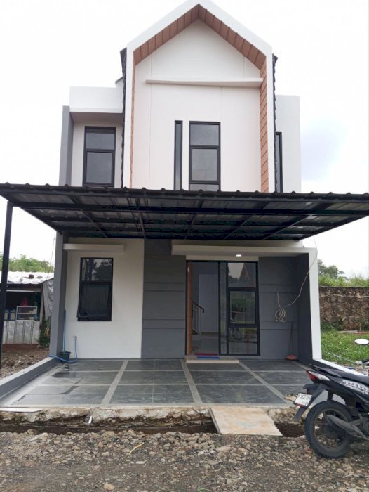 RUMAH 2 LANTAI SIAP HUNI HANYA 700 JT AN