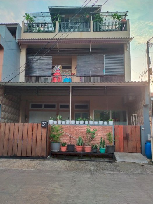 DI JUAL RUMAH DI KARAWACI BARU TANGERANG