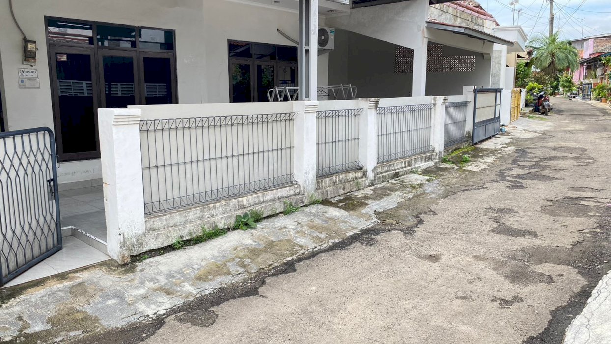 DI JUAL RUMAH STRATEGIS DI DALAM KOMPLEK CILEGON BANTEN