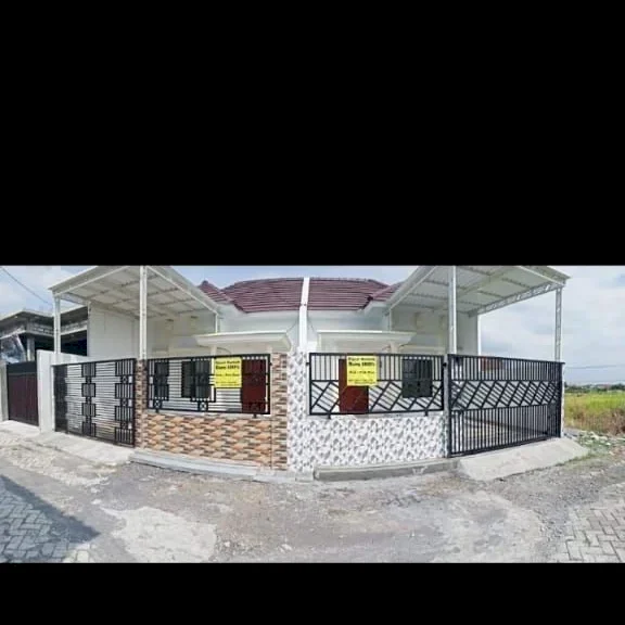 RUMAH DI MENGANTI DEKAT SURABAYA