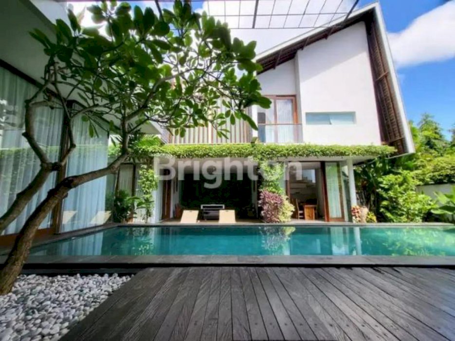 Di Jual Villa TAMAN RAMA JIMBARAN, Badung Bali