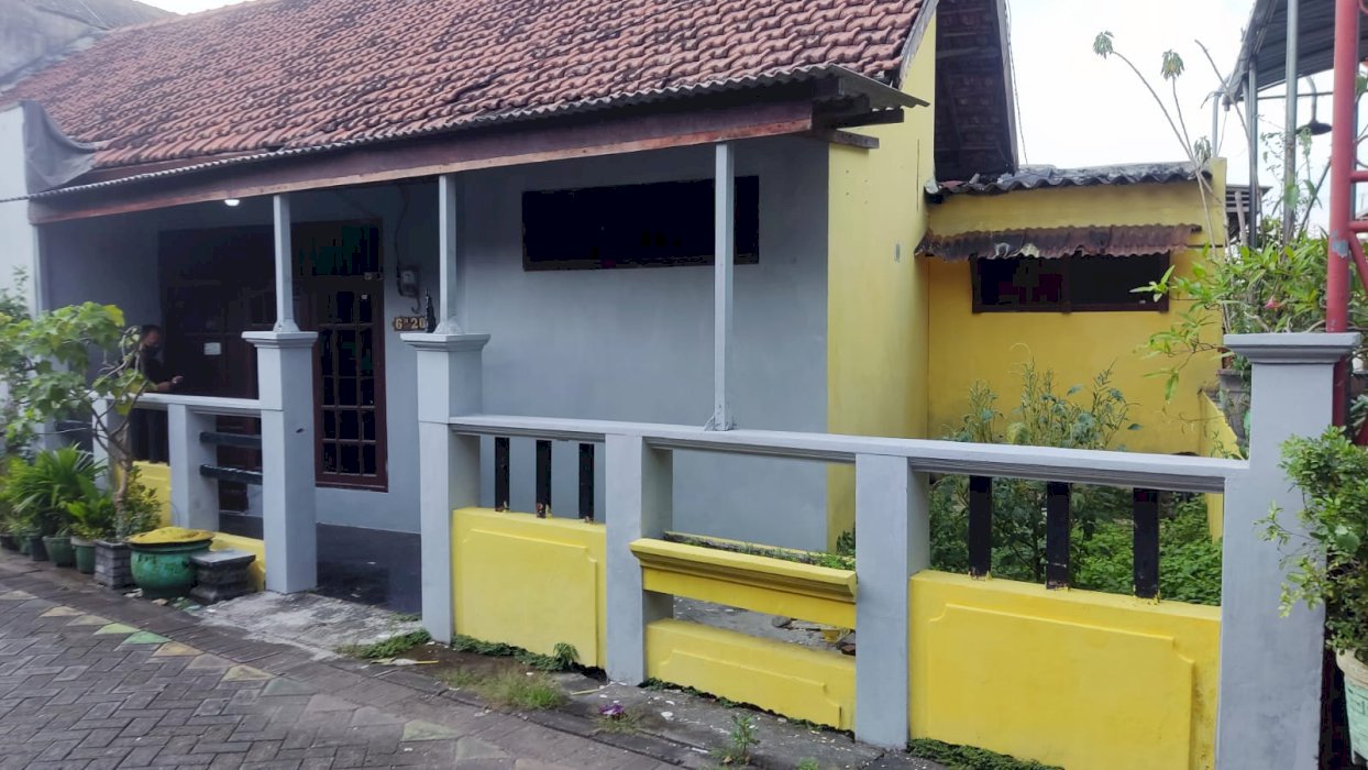 DIJUAL RUMAH MANUKAN, SURABAYA