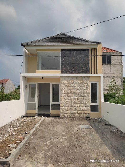 Rumah Murah Surabaya (1 unit ready stock)