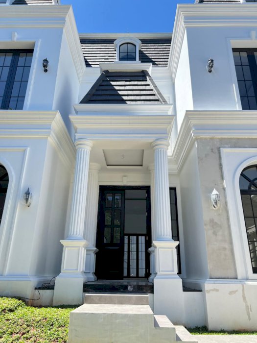 Dijual Rumah Baru Model American Style di Bintaro Sektor 9 TangSel