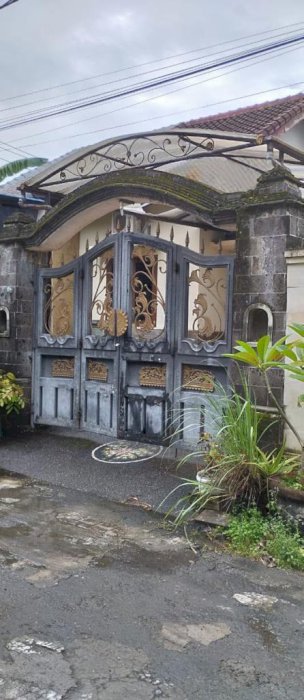 DIJUAL RUMAH LOKASI SANGAT STRATEGIS PANJER DENPASAR SELATAN