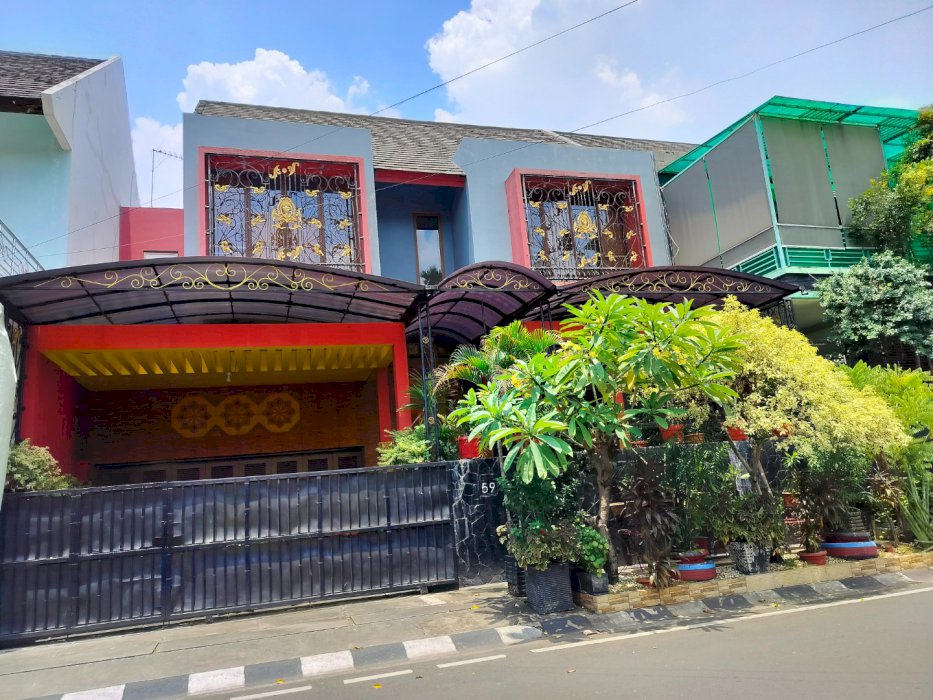 Rumah pgr jalan tipe minimalis dekat Jalan lrt dñ sangat dekat fasum2