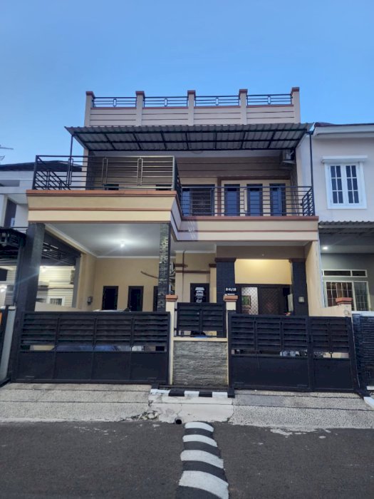 Rumah 3 lantai Banjar Wijaya Tangerang