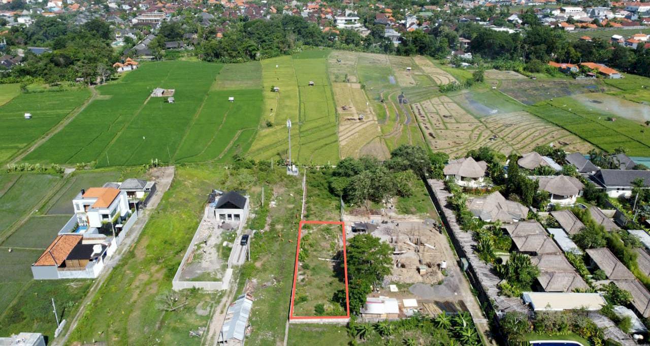 DIJUAL TANAH LOKASI BUMBAK UMALAS KUTA UTARA BADUNG BALI