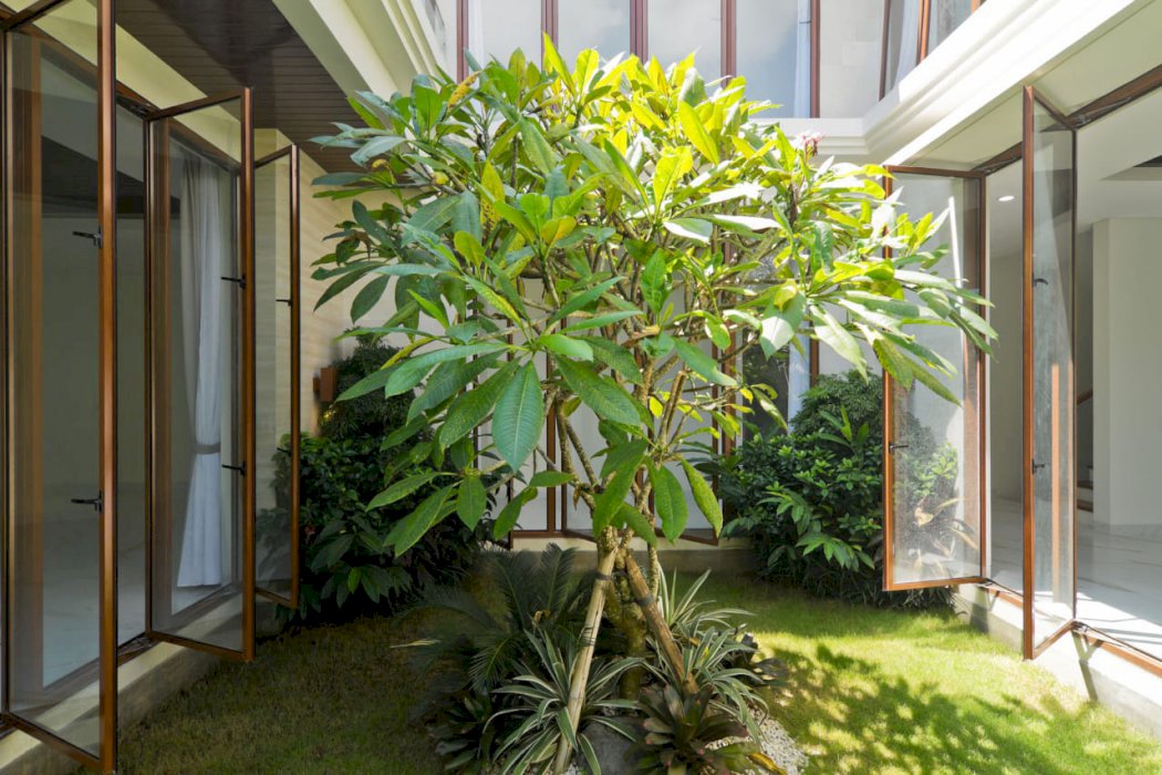 DIJUAL RUMAH LOKASI STRATEGIS DI SANUR BALI