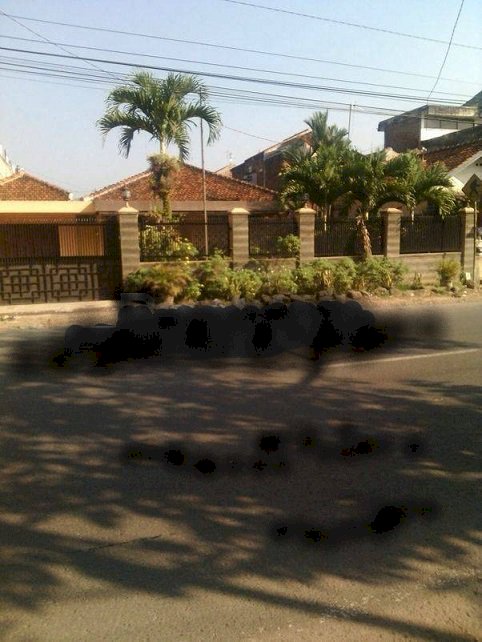 Jual Tanah & Bangunan Di Jl. Raya Kopo Katapang !