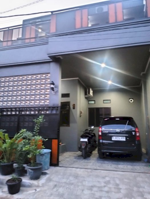 DI JUAL RUMAH MINIMALIS CANTIK 2 LANTAI DI BEKASI