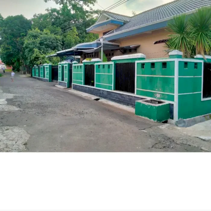 Jual Rumah Siap Huni Komplek stadion bima