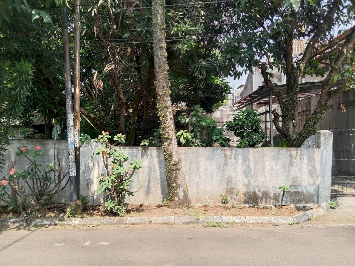 Jual Kavling Rendeng Luas 320 Meter Lingkungan Komplek Di Antapani !