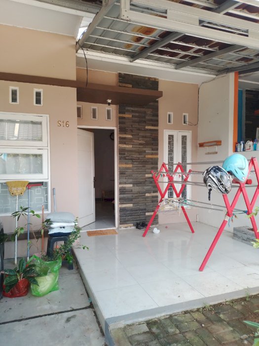 DIJUAL/OVER KREDIT RUMAH SUDAH RENOVASI CLUSTER GREEN SENTOSA ASRI